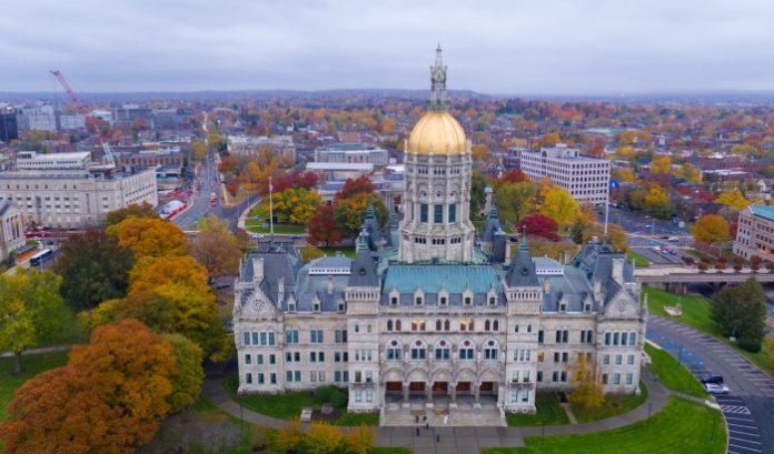 Connecticut considers lottery courier ban